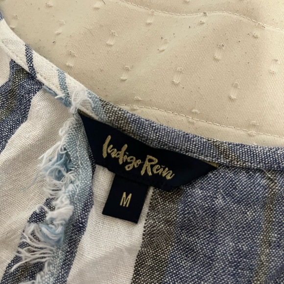 Blue and White Linen Open Back Tank Top NWT Size Medium - Picture 3 of 4